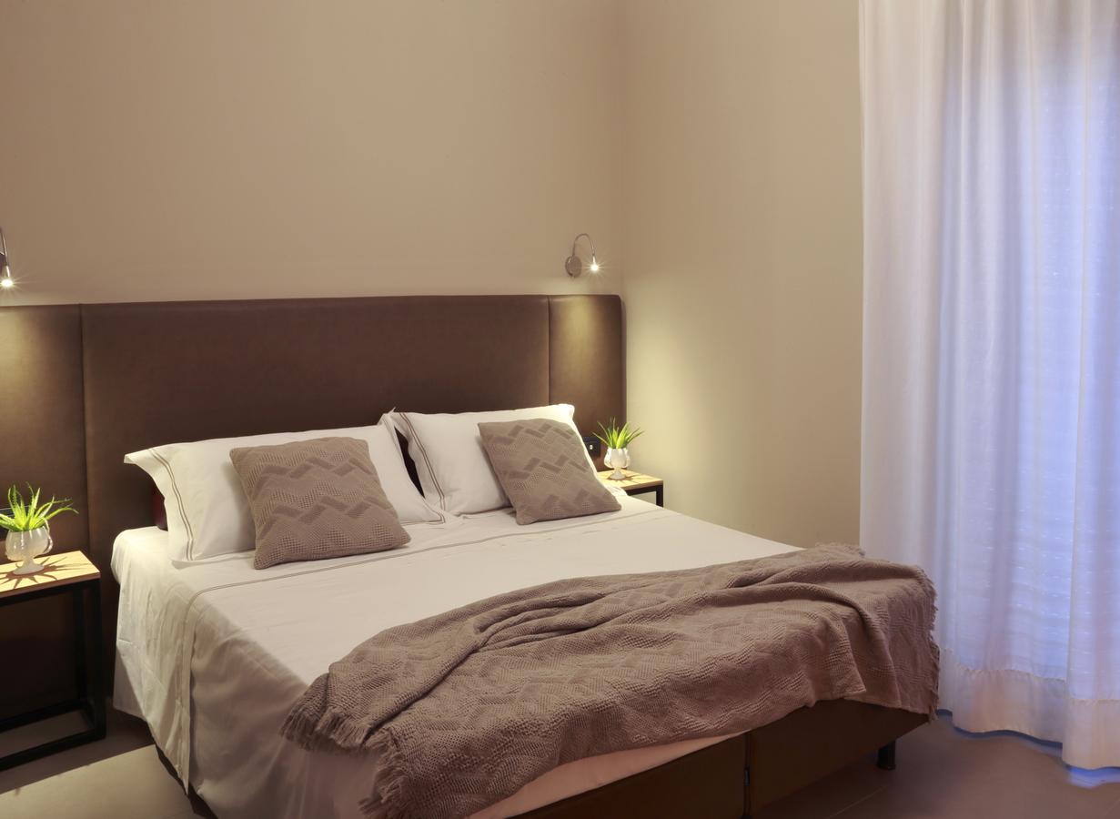 Hotel Aloisi レッチェ エクステリア 写真